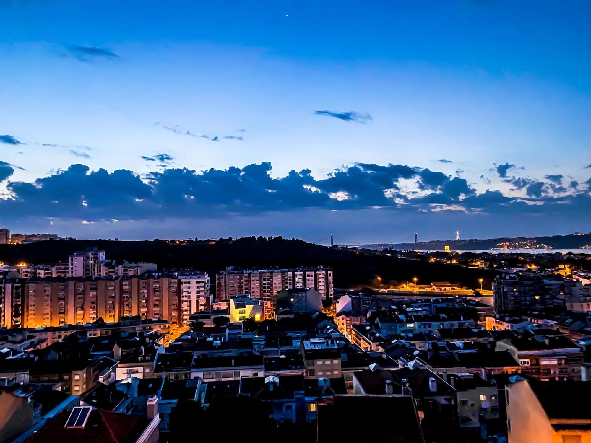 Ideally Located With Perfect Views Алжеш Екстериор снимка