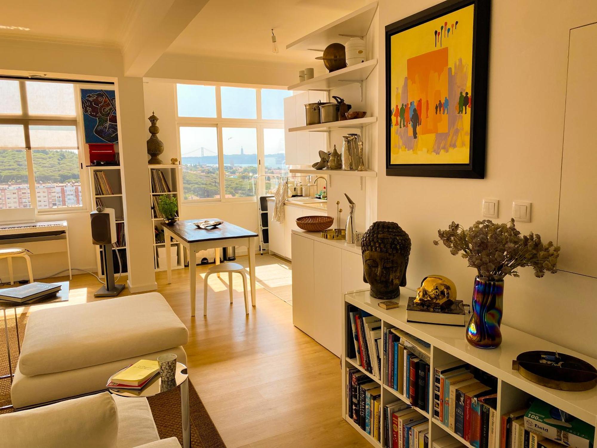 Ideally Located With Perfect Views Алжеш Екстериор снимка