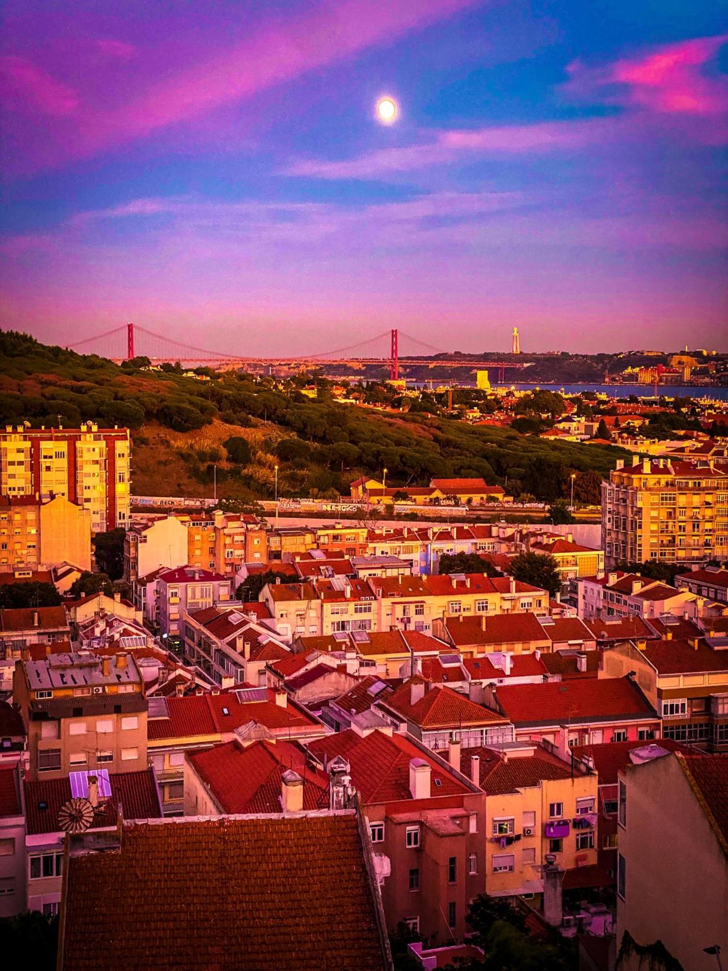 Ideally Located With Perfect Views Алжеш Екстериор снимка